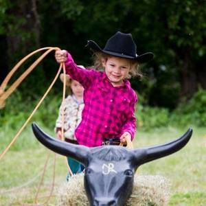 Meet your Posher, Joan